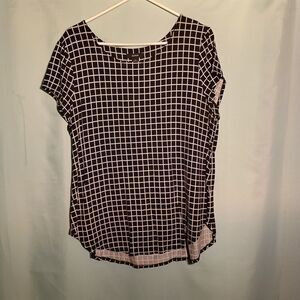 Alfani Black & White Grid Print Blouse – Short Sleeve Modern Fit Top